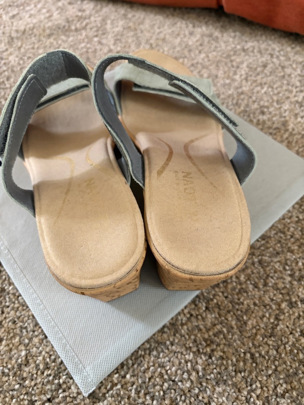 Naot Caveran Cork Wedge Sage Green Sandal. Worn Once. Excellent Condition! - Picture 5 of 9